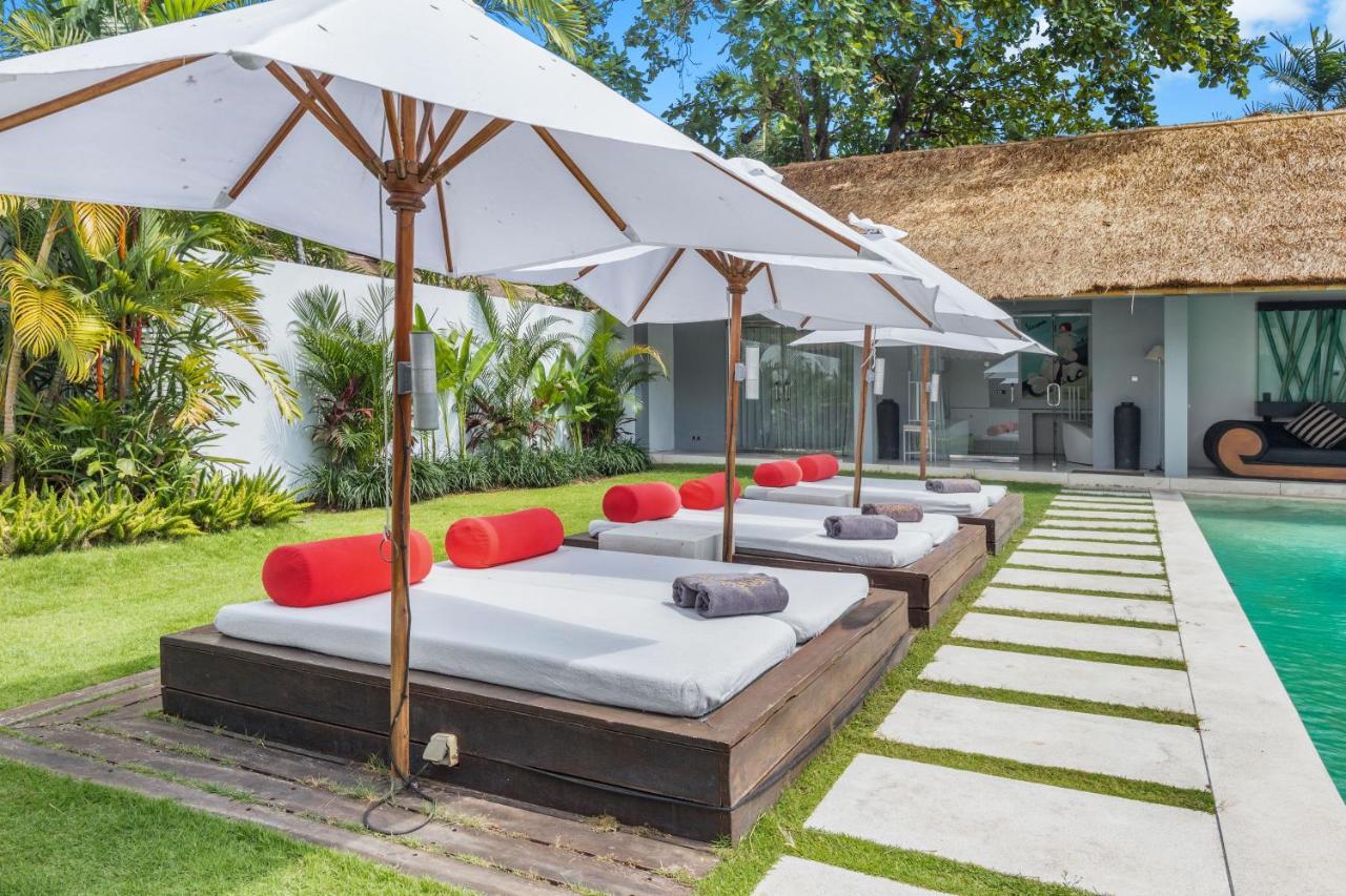 Saga Villas ULTRA Seminyak Exterior foto